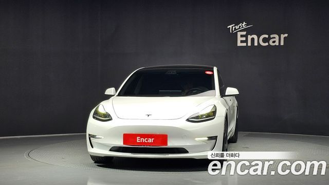 Tesla Model 3 Long Range AWD - фото 2