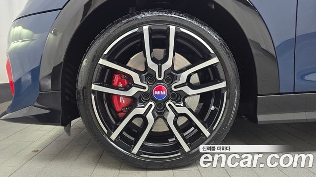 Mini Cooper 4-го поколения JCW - фото 4