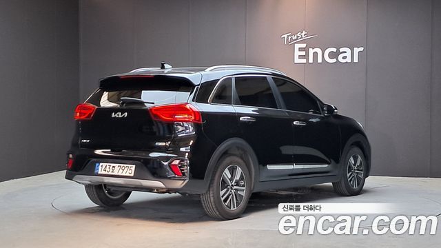 Kia Niro Новый 1.6 HEV Prestige - фото 1