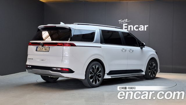 Kia Carnival 4-го поколения 9-Seater Prestige - фото 1