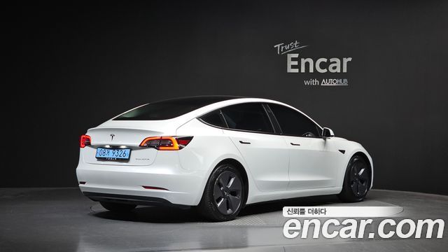 Tesla Model 3 Long Range AWD - фото 1