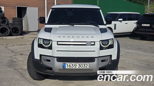 Land Rover Defender L663 110 D300 HSE - фото 2
