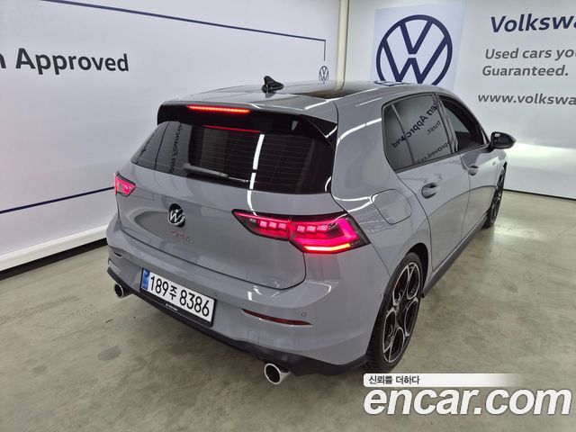 Volkswagen Golf 8-го поколения 2.0 GTI - фото 1