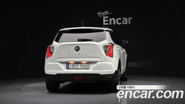 SsangYong Tivoli Gasoline 1.5 2WD V3 - фото 3