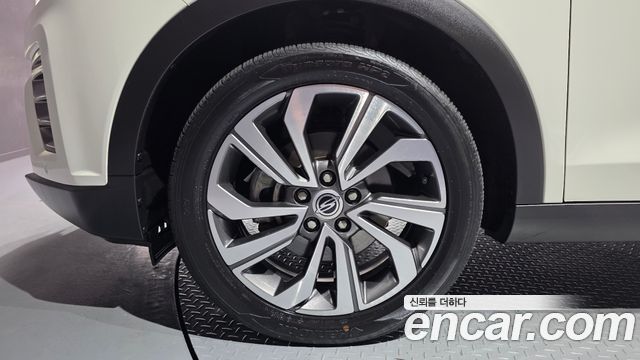 SsangYong Tivoli Gasoline 1.5 2WD V3 - фото 4