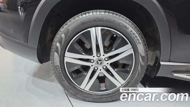 Mercedes-Benz GLE-Class W167 GLE300d 4MATIC - фото 4