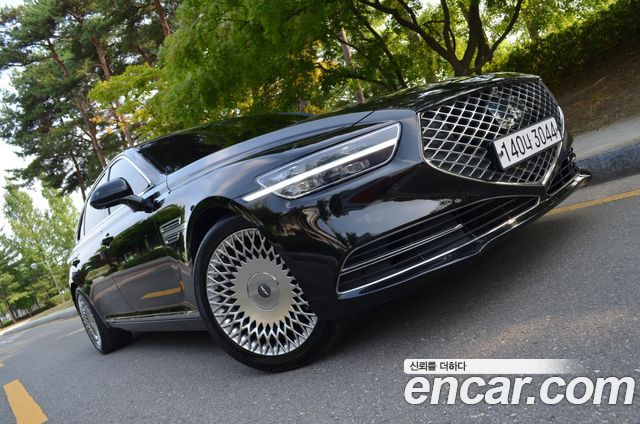 Genesis G90 3.8 AWD Premium Luxury - фото 0