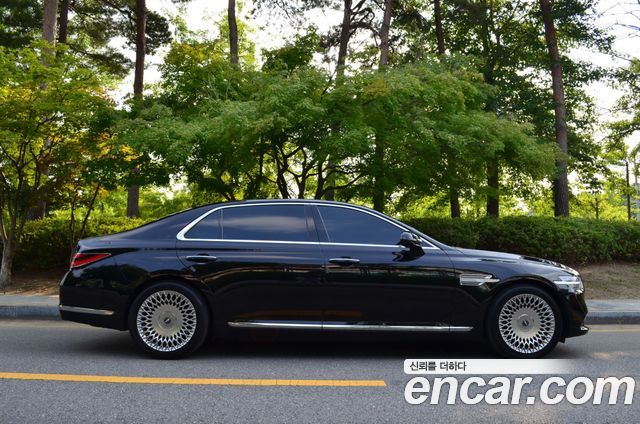 Genesis G90 3.8 AWD Premium Luxury - фото 1