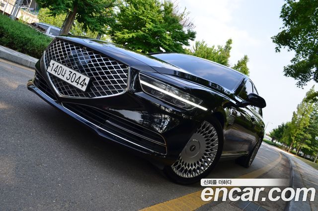 Genesis G90 3.8 AWD Premium Luxury - фото 2