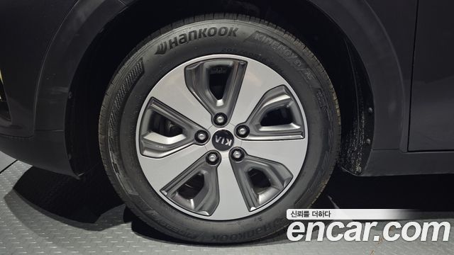 Kia Niro Новый 1.6 HEV Luxury - фото 4