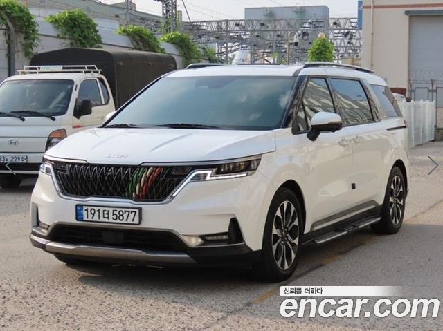Kia Carnival 4-го поколения 9-Seater Noblesse - фото 1