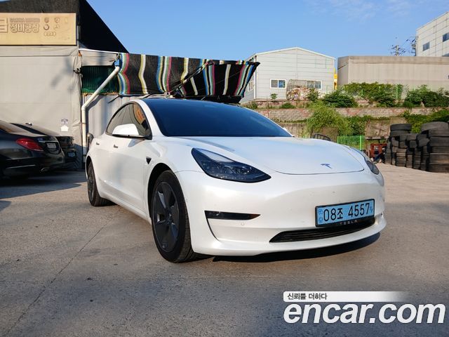Tesla Model 3 Long Range AWD - фото 1