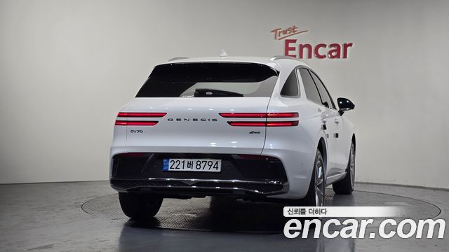 Genesis GV70 2.5T Gasoline AWD - фото 3