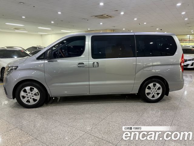 Hyundai Starex Новый Wagon 12-Seater Smart - фото 2