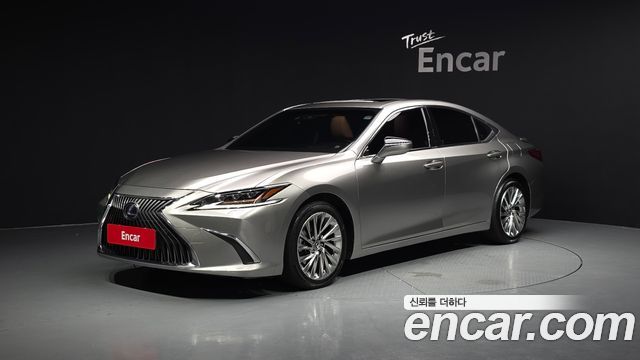 Lexus ES 7-го поколения Executive - фото 0