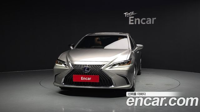 Lexus ES 7-го поколения Executive - фото 2