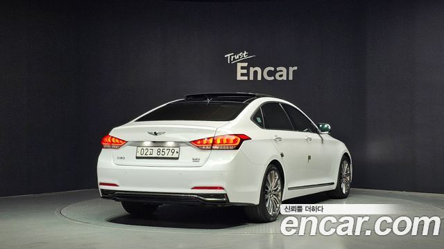 Genesis G80 2.2D AWD Premium Luxury - фото 1