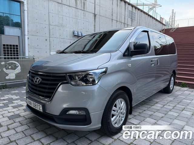 Hyundai Starex Новый Van 3-Seater Smart - фото 0