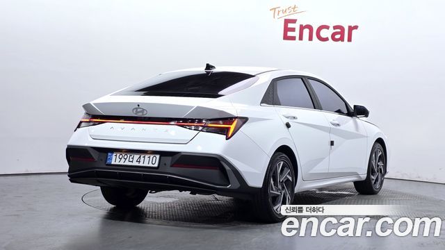 Hyundai Avante Новый CN7 1.6 Inspiration - фото 1
