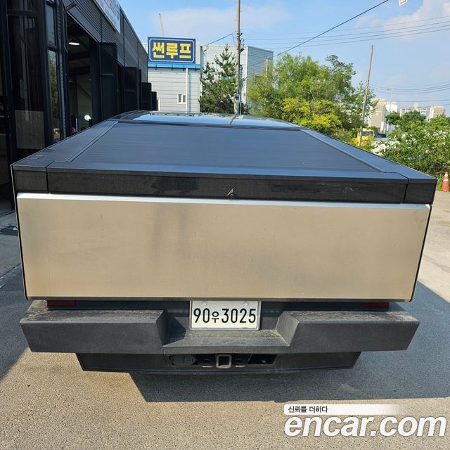 Tesla Cybertruck AWD - фото 2
