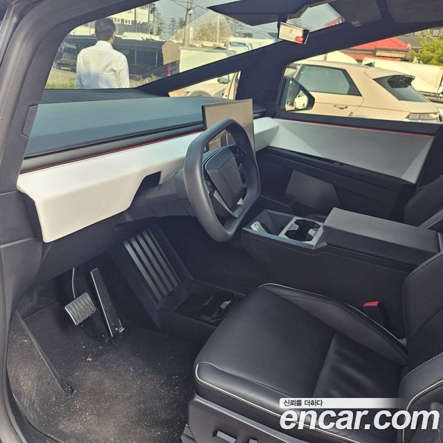 Tesla Cybertruck AWD - фото 4