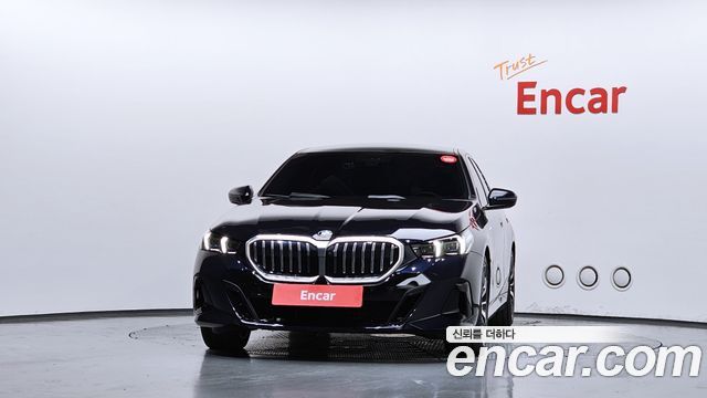 BMW 5-Series G60 530i xDrive M Sport - фото 2