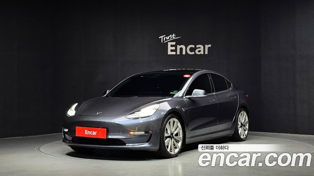 Tesla Model 3 Long Range AWD - фото 0
