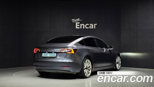 Tesla Model 3 Long Range AWD - фото 1