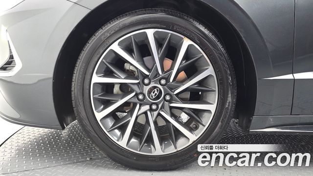 Hyundai Sonata DN8 2.0 Premium Family - фото 4