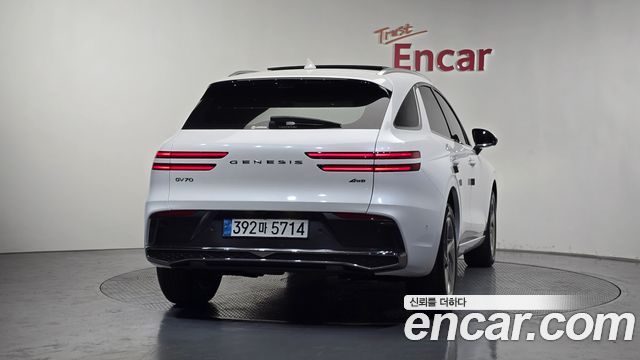 Genesis GV70 2.5T Gasoline AWD - фото 3