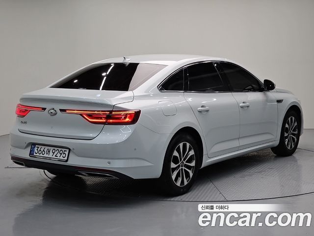 Renault Samsung SM6 Новый 2.0 LPe Feel - фото 1