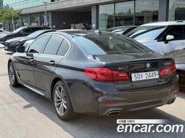 BMW 5-Series G30 530i xDrive M Sport Package - фото 3
