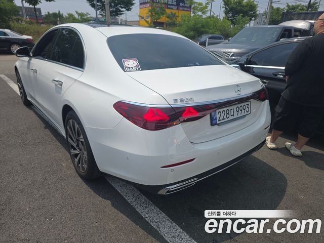 Mercedes-Benz E-Class W214 E300 4MATIC Exclusive - фото 2