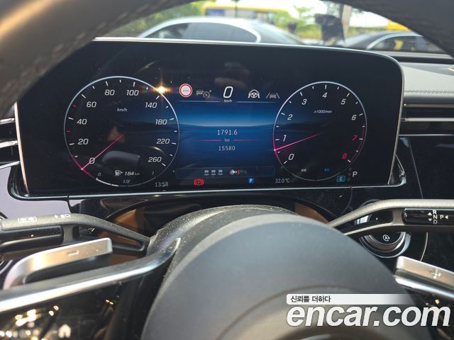 Mercedes-Benz E-Class W214 E300 4MATIC Exclusive - фото 3