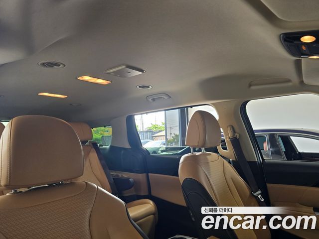Kia Carnival 4-го поколения 7-Seater Signature - фото 1