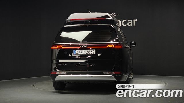 Kia Carnival 4-го поколения Gasoline 7-Seater Hi-Limousine Signature - фото 3