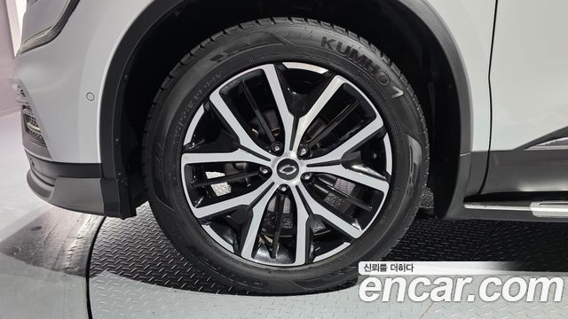 Renault Samsung QM6 Новый 2.0 GDe RE Signature 2WD - фото 4