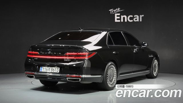 Genesis G90 3.8 AWD Luxury - фото 1