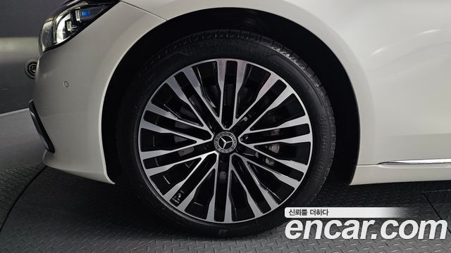 Mercedes-Benz S-Class W223 S450L 4MATIC - фото 3
