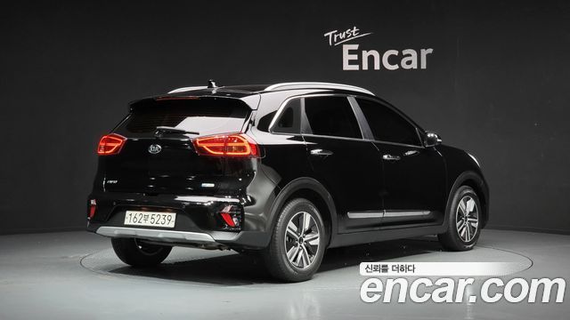 Kia Niro Новый 1.6 HEV Prestige - фото 1