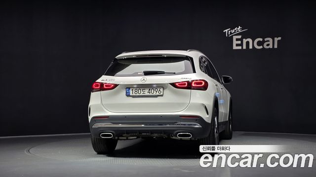 Mercedes-Benz GLA-Class H247 GLA250 4MATIC - фото 3