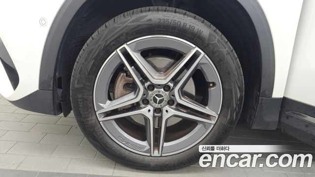 Mercedes-Benz GLA-Class H247 GLA250 4MATIC - фото 4