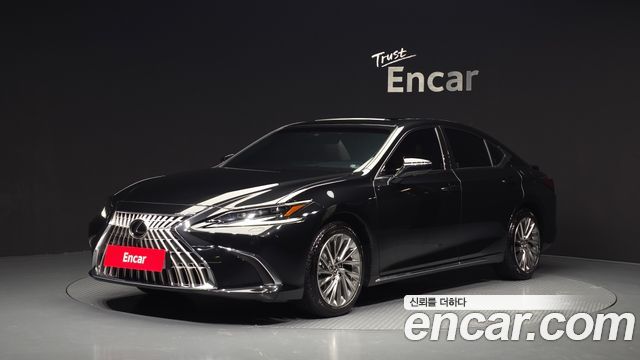 Lexus ES 7-го поколения Executive - фото 0