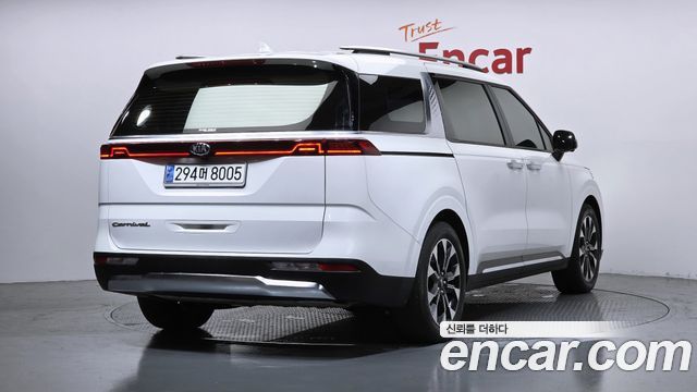 Kia Carnival 4-го поколения Gasoline 9-Seater Signature - фото 1