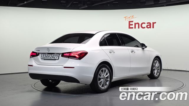 Mercedes-Benz A-Class W177 A220 Sedan - фото 1