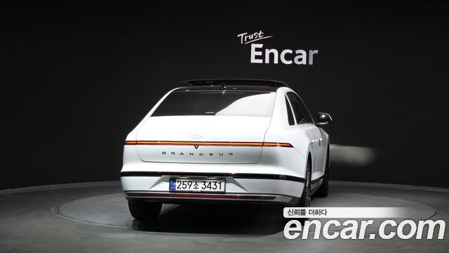 Hyundai Grandeur GN7, гибрид Exclusive - фото 3