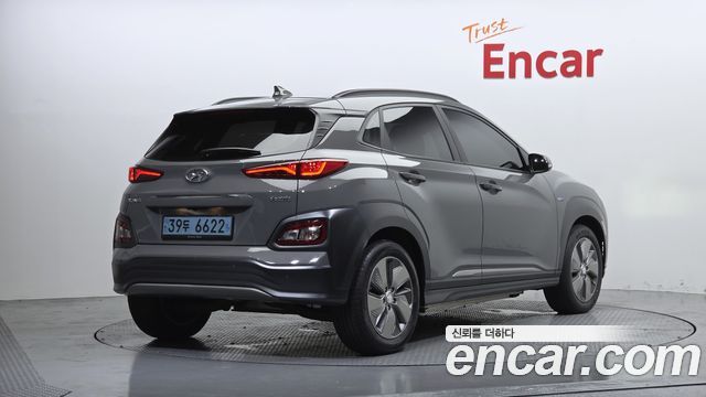 Hyundai Kona Premium - фото 1