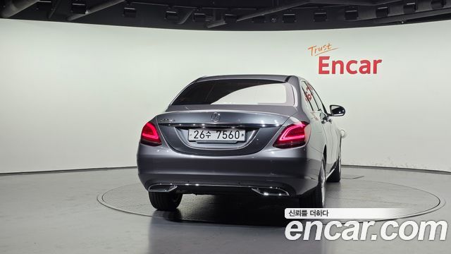 Mercedes-Benz C-Class W205 C220 d Avantgarde - фото 3
