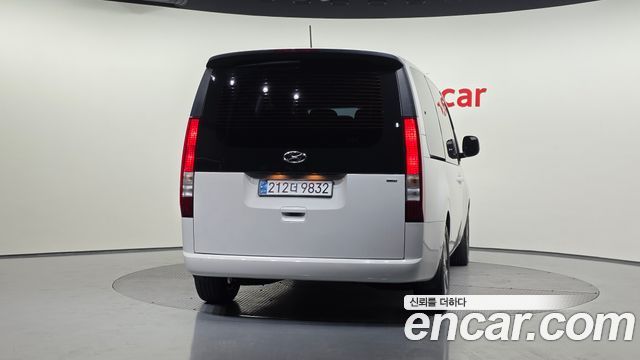 Hyundai Staria 4WD Tourer 9-Seater Modern - фото 3
