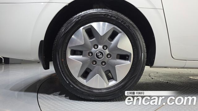 Hyundai Staria 4WD Tourer 9-Seater Modern - фото 4
